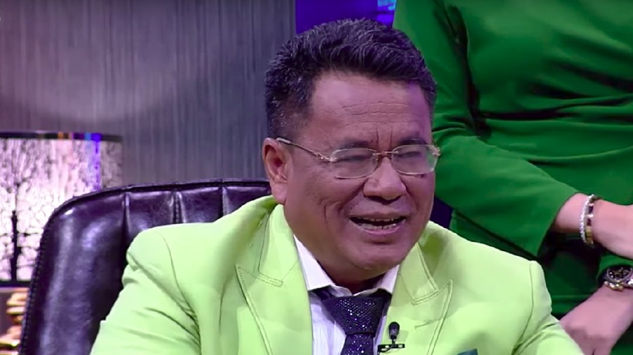 Penyanyi Tompi kerap menyindir sejumlah tokoh publik.