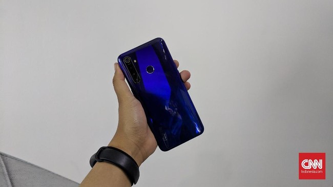 Menghemat baterai ponsel banyak caranya. Namun cara yang tidak tepat tentu tidak akan menguras baterai ponsel.