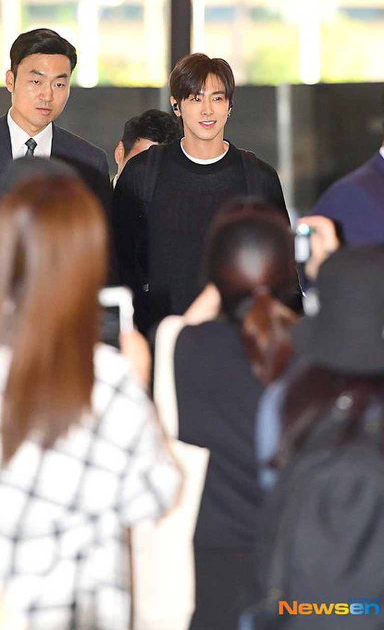 Tampilan terbaru Yunho TVXQ ini membuktikan dirinya masih awet muda meski sudah berusia 33 tahun. Seperti apa tampilan Yunho? 