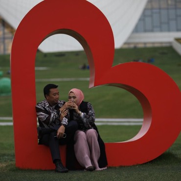 Jadi Tersangka KPK, Tengok Foto Mesra Imam Nahrawi dan Shobibah Rohmah