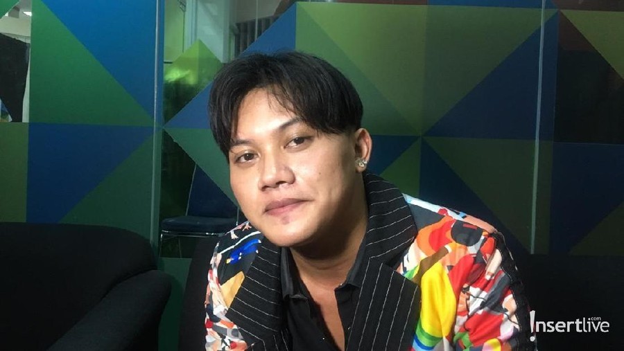 Ungkapan perasaan Rizky Febian saat persiapan membawakan lagu Yovie Widianto di konser Project X.