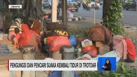 VIDEO: Pengungsi & Pencari Suaka Kembali Tidur di Trotoar