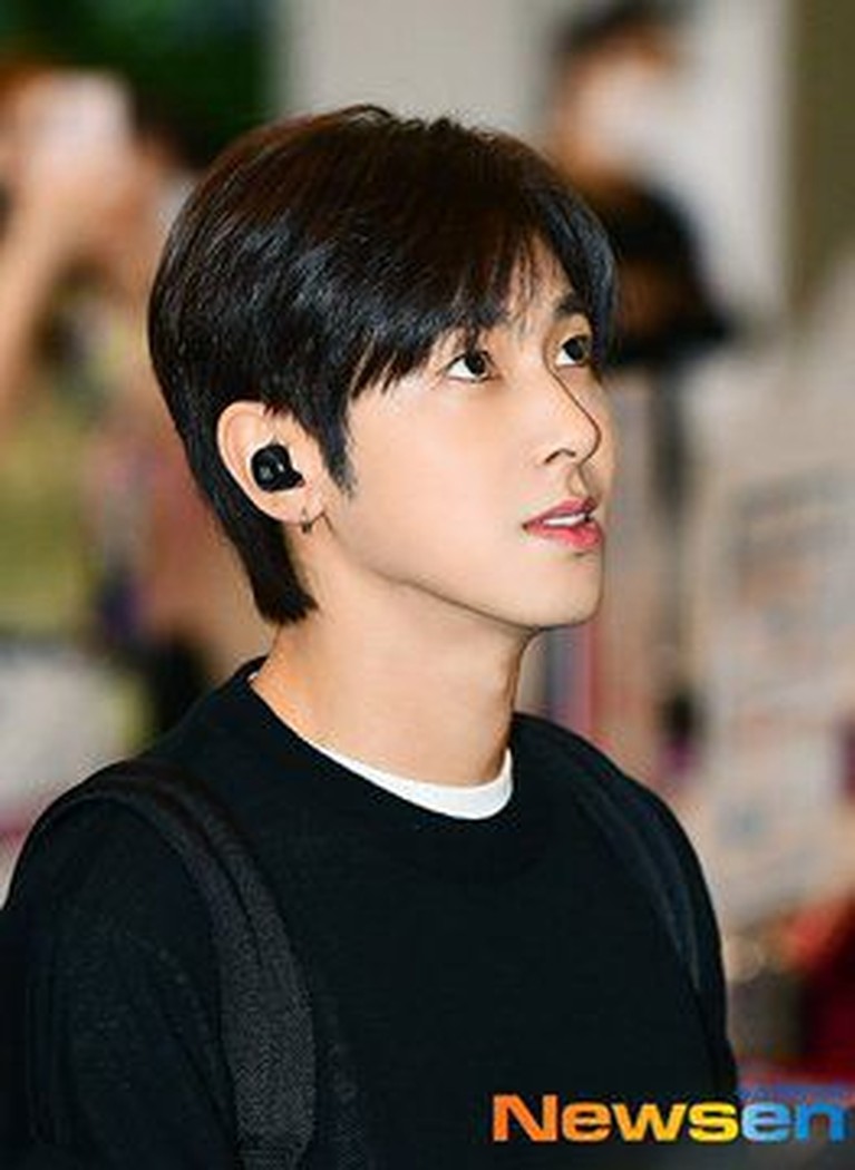 Tampilan terbaru Yunho TVXQ ini membuktikan dirinya masih awet muda meski sudah berusia 33 tahun. Seperti apa tampilan Yunho? 