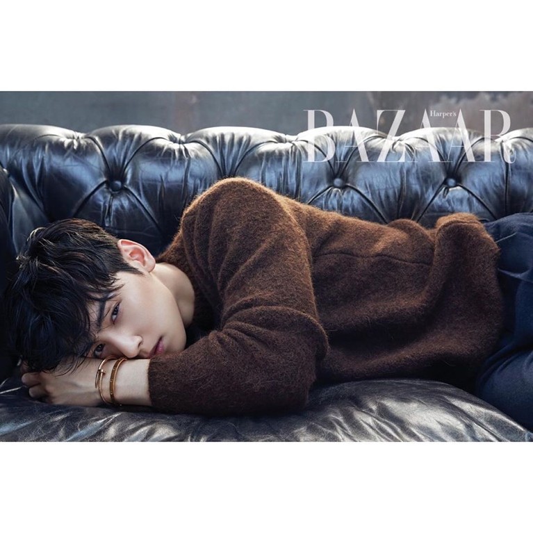 5 Potret Seksi Cha Eun Woo Bikin Fans Mimisan hingga Sesak Napas Ketampanan Cha Eun Woo untuk pemotretan majalah BAZAAR buat penggemar terpesona hingga mimisan. Sudah siap melihat pesona Eun Woo?