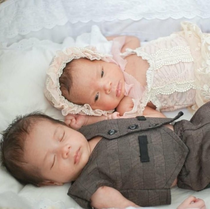 Kenalkan, Bun, ini Shelma Aisyah Sawkani dan Shaldy Araya Sawkani, bayi kembar fraternal Bunda Ratna Galih. (Foto: Instagram @ratnagalih)