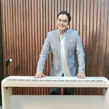 Dwiki Dharmawan Bawa Musik Sunda ke Festival Jazz Tertua di Afrika