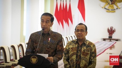 Presiden Jokowi belum merinci 14 pasal yang perlu dibahas lebih lanjut dalam rancangan KUHP, namun Jokowi meminta DPR menunda pengesahan RKUHP di parlemen.