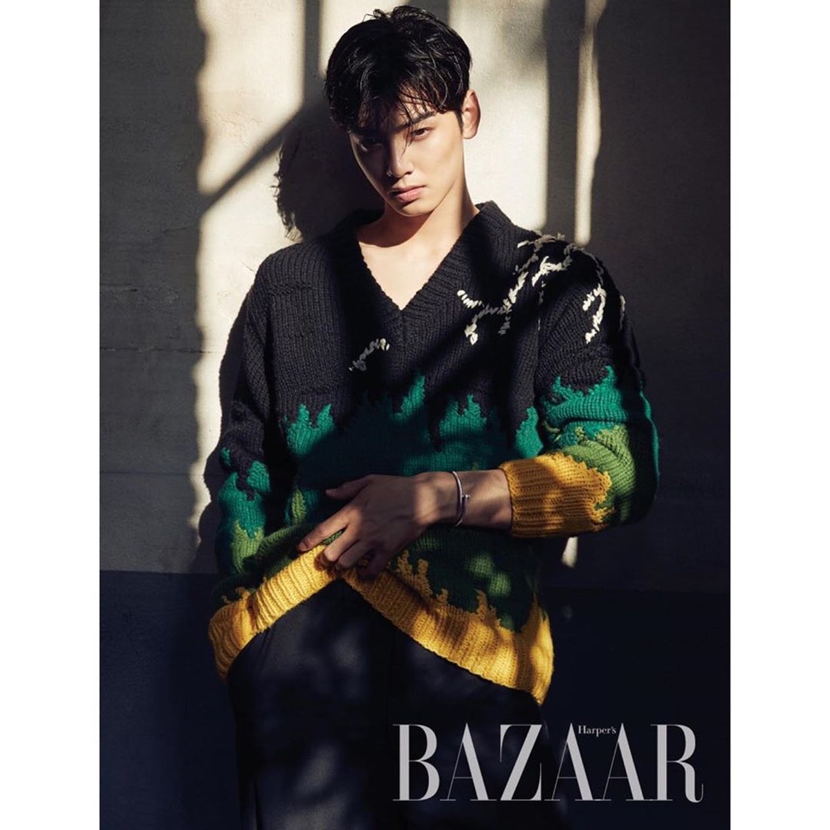 Ketampanan Cha Eun Woo untuk pemotretan majalah BAZAAR buat penggemar terpesona hingga mimisan&period; Sudah siap melihat pesona Eun Woo&quest;