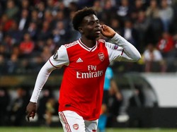 Liverpool Siap Pinang Bek Muda Arsenal