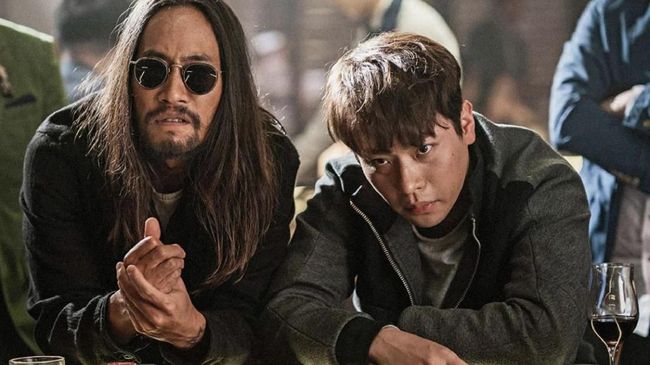 'Tazza: One Eyed Jack' merupakan film bergenre drama, kejahatan serta sedikit komedi yang dibintangi Park Jung-min, dan seri ketiga dari serial film 'Tazza'.