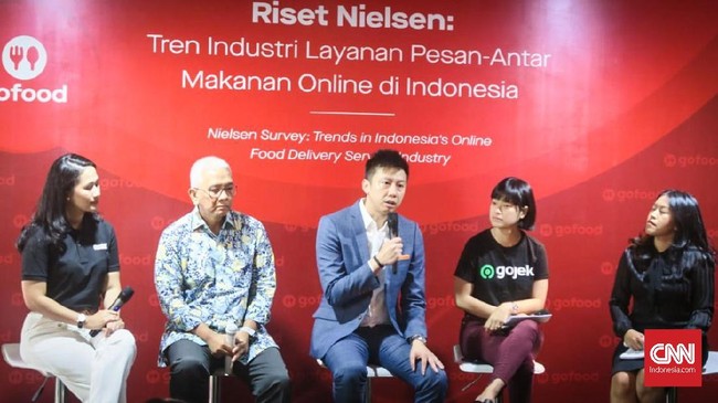 Berdasarkan riset terbaru, GoFood menjadi layanan pesan antar makanan terbaik dengan menguasai 75 persen pangsa pasar Indonesia