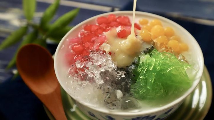 es buah making this ice can use melons, watermelons and added gelatin then added cocopandan syrup