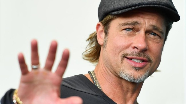 Masa Lalu Tak Halangi Brad Pitt untuk Membangun Hubungan Menjanjikan dengan Kekasih