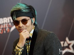 7 Potret Nyentrik Atta Halilintar dengan Warna Rambut Berbeda