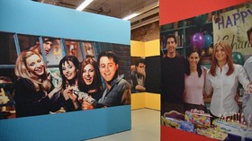 FOTO : Perayaan 25 Tahun Serial 'Friends'