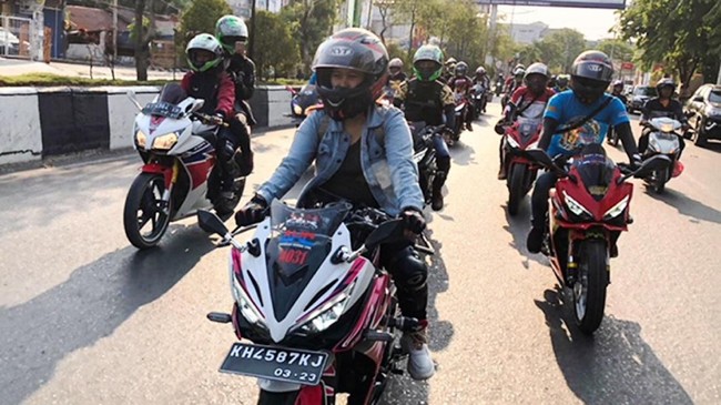 Beberapa kesalahan pesepeda motor ini sering dianggap sepele padahal dapat menyebabkan akibat fatal bila terus dilakukan.