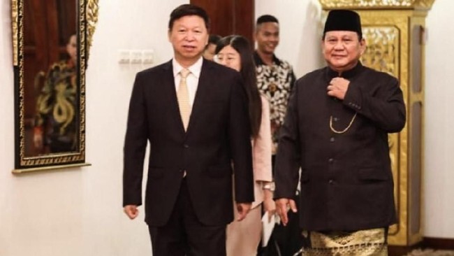 Ketum Gerindra Prabowo Subianto menerima kunjungan Penasihat Hubungan Luar Negeri China Y.M Song Tao pada Jumat (20/9) di kediamannya.