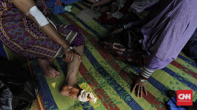 FOTO: Ratusan Rumah Hangus Akibat Kebakaran di Jatinegara