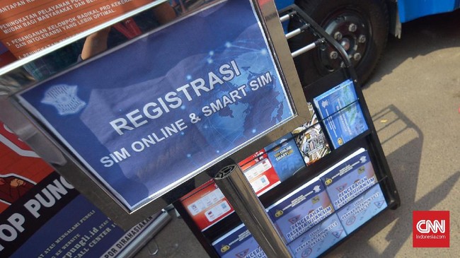 Aplikasi Android Sinar akan memudahkan warga untuk membuat dan memperpanjang SIM secara online.