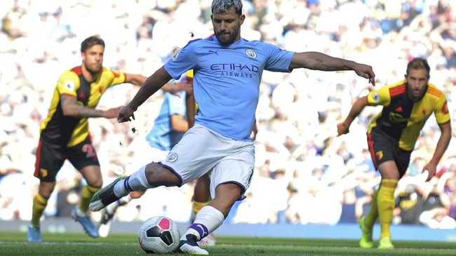 Penyerang Manchester City, Sergio Aguero, menganggap pertandingan melawan Manchester United lebih bergengsi dibanding laga menghadapi Liverpool.