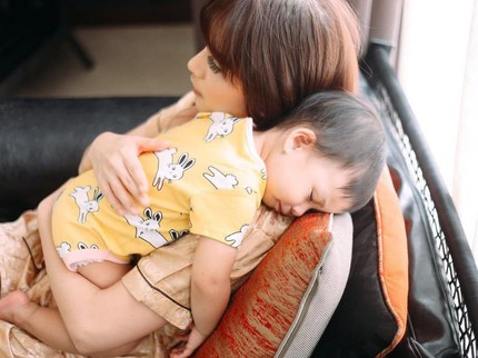 Haru dan Sedih! Cerita Chelsea Olivia & Sabai Dieter Menyapih Anak