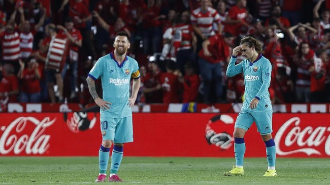 6 Fakta Menarik Usai Barcelona Kalah dari Granada Berikut fakta menarik usai juara bertahan Liga Spanyol, Barcelona, kalah dari Granada yang merupakan tim promosi.