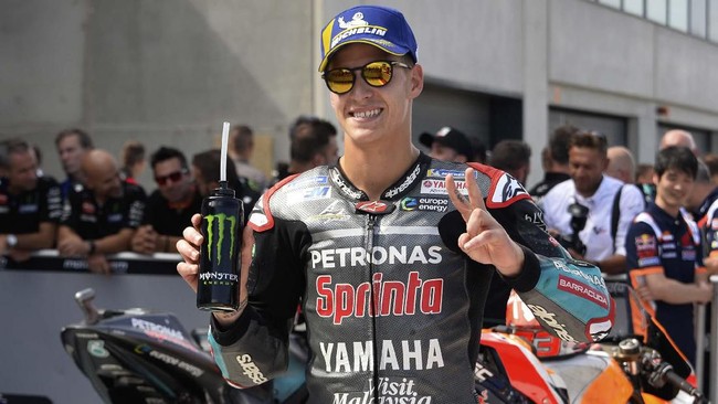 Bos Petronas Yamaha SRT, Datuk Razlan Razali, pasrah jika Fabio Quartararo pindah ke tim pabrikan Yamaha pada MotoGP tahun depan.