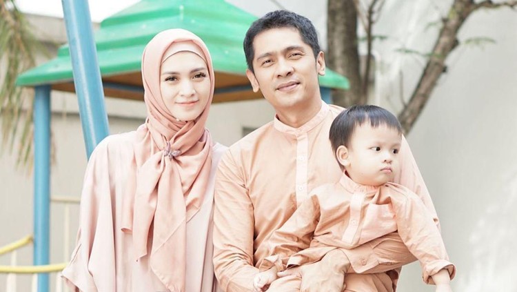 Adi Nugroho dan Donita