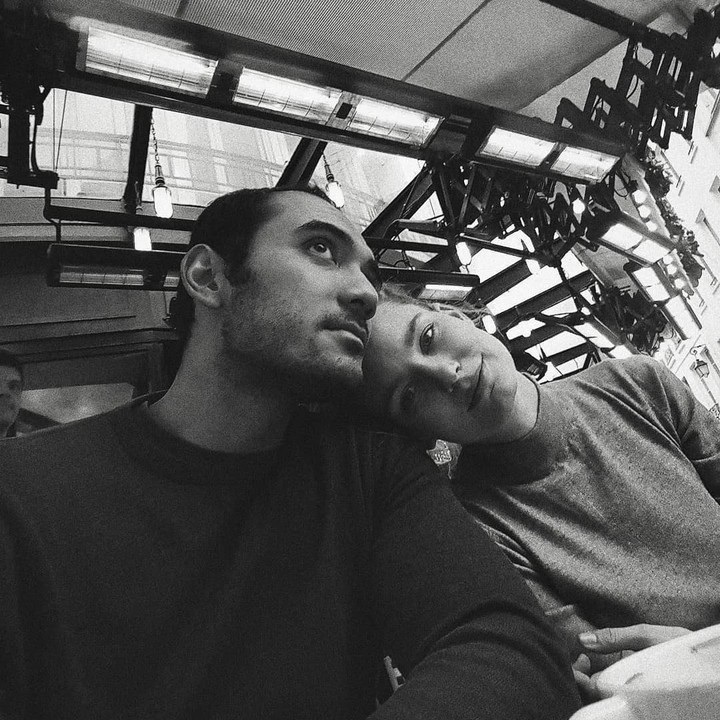 <p>Keduanya pernah membintangi film Java Heat pada 2013 lalu. (Foto: Instagram @bayu_ario)</p>