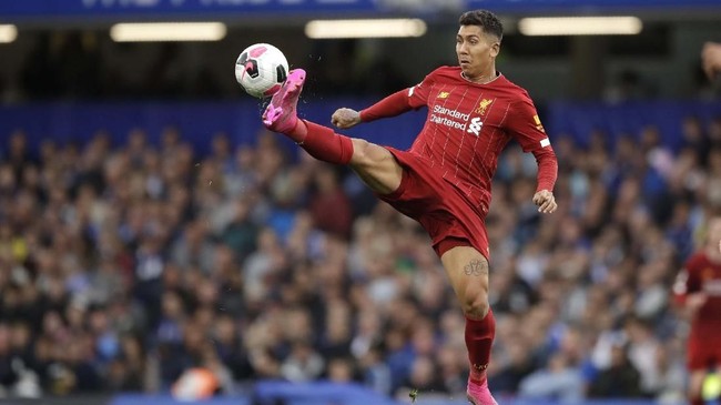 Penyerang Liverpool, Roberto Firmino akan jadi momok bagi Arsenal pada babak keempat Piala Liga Inggris di Stadion Anfield, Rabu (30/10) waktu setempat.