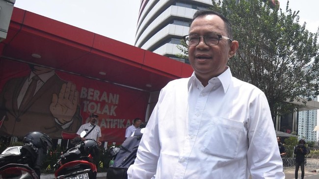 Dewan Kehormatan Penyelenggara Pemilu (DKPP) menerima petisi dari kelompok masyarakat yang cemas dengan kasus corona dari hari ke hari.
