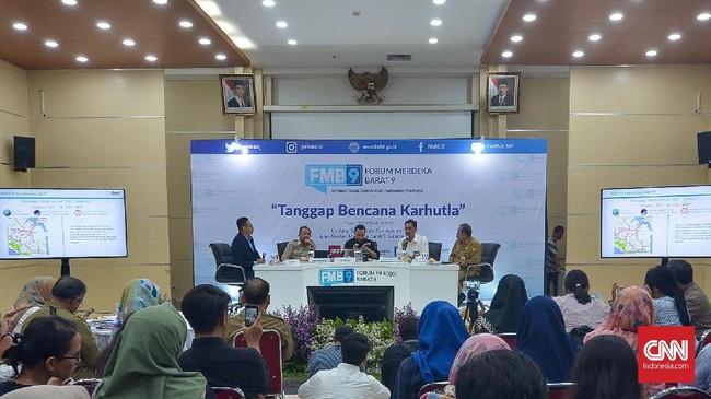 Karhutla berdampak terhadap peningkatan jumlah penderita ISPA, mencapai 919 ribu orang. Tertinggi berada di Sumsel dengan total penderita 291 ribu jiwa.