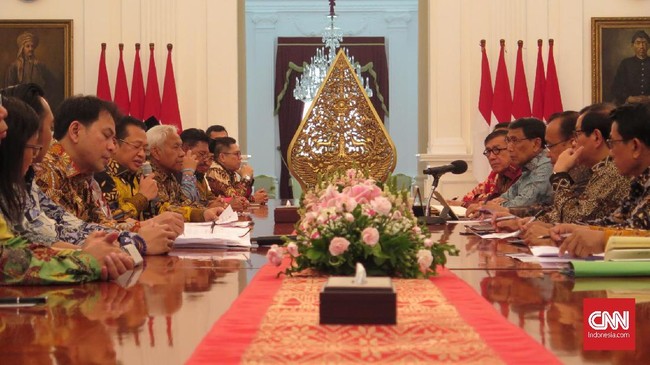 Presiden Jokowi meminta DPR menunda pengesahan empat RUU pada periode ini yakni RKUHP, RUU Minerba, RUU Pertanahan, dan RUU Pemasyarakatan.