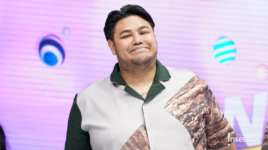 Ivan Gunawan Deretan artis ini diduga memakai susuk untuk mendongkrak karirnya.