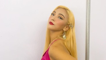Disebut seperti Topeng, Riasan Luna f(x) Bikin Fans Kaget