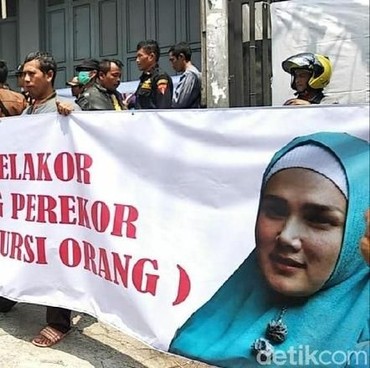 Dulu Dijuluki Pelakor, Mulan Jameela Kini Dicap Perekor