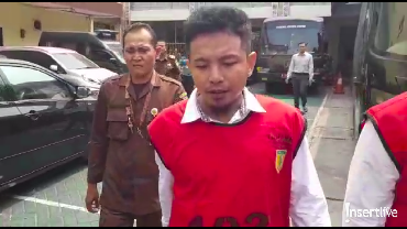 img-title Cerita Zul Zivilia Diam-diam 'Berselingkuh' dengan Narkoba