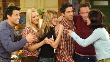 img-title Courtney Cox Ungkap Reuni 'Friends' Bakal Lebih Seru dan Emosional