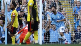 img-title Bercanda di Twitter, Silva Terancam Sanksi Enam Laga