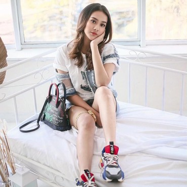 Berakting, Cara Anya Geraldine Bisa Merasa Lupa Diri