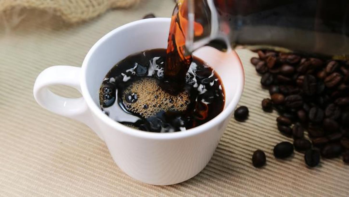 Apa yang Terjadi pada Tubuh Jika Minum Kopi Pahit Tiap Hari?