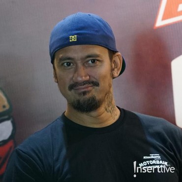 Kelamaan di Rumah Aja, Tora Sudiro Pilih Joget-joget dengan 'Wanita Lain'