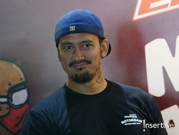 img-title Kelamaan di Rumah Aja, Tora Sudiro Pilih Joget-joget dengan 'Wanita Lain'