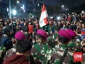 Marinir Evakuasi Ratusan Mahasiswa yang Terjebak Bentrokan