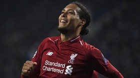 Messi Puji Van Dijk Jelang MU vs Liverpool