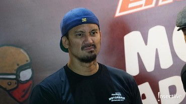 img-title Ingin Kurus, Tora Sudiro Minta Endorse Sepatu Gym & Token Listrik