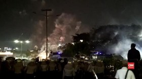 VIDEO: Ketegangan Mahasiswa-Aparat Keamanan di Semanggi