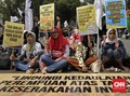 Diikuti 60 Orang, Aksi Hari Tani di Depan DPR Patuhi Protokol