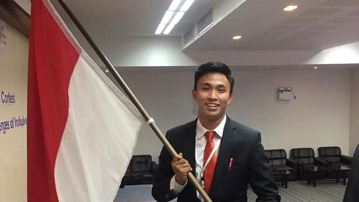 Ketua BEM UGM Fathur