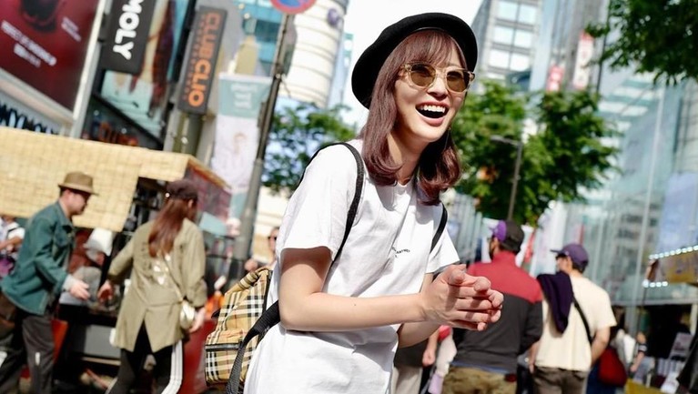 6 Member Center Terpopuler di Single AKB48 Enam mantan personel AKB48 ini berhasil terpilih sebagai center yang terkenal di beberapa single AKB48. Ada siapa saja?